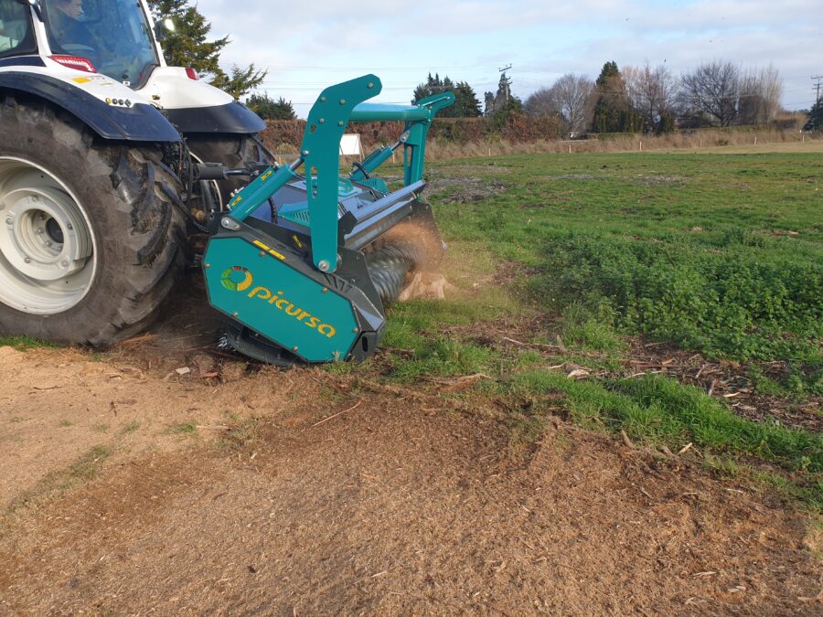 Fixed Tooth Forestry Mulcher with Hydraulic Pusher Bar